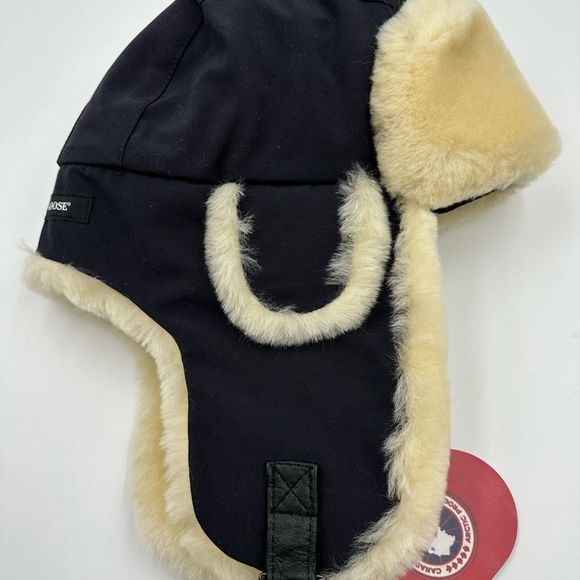Canada Goose Ladies  Shearling Co-Pilot Winter Aviator Hat 5188L New W Tags - Picture 8 of 14